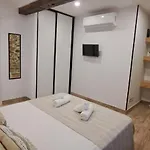 Apartmán El Patio, En Casco Historico Con Vistas A La Iglesia Castro Urdiales