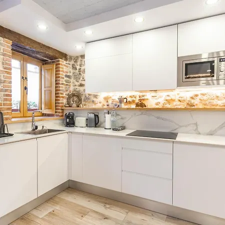 El Patio, En Casco Historico Con Vistas A La Iglesia Appartement Castro Urdiales