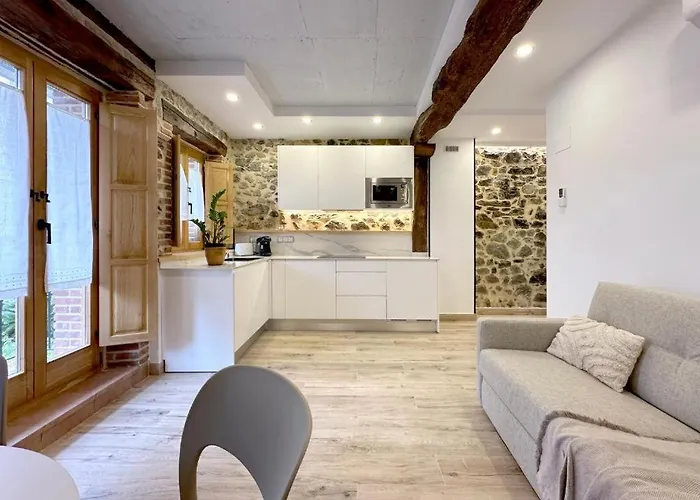 El Patio, En Casco Historico Con Vistas A La Iglesia Apartmán Castro Urdiales