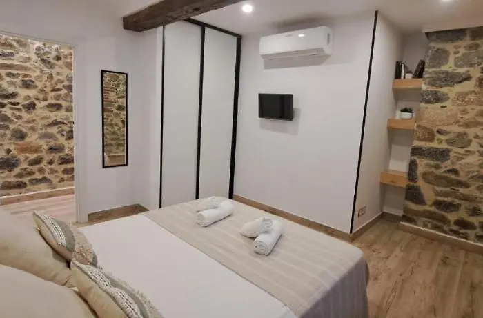 דירה El Patio, En Casco Historico Con Vistas A La Iglesia קסטרו אורדיאלס