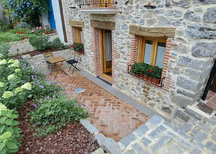 El Patio, En Casco Historico Con Vistas A La Iglesia Apartmán Castro Urdiales