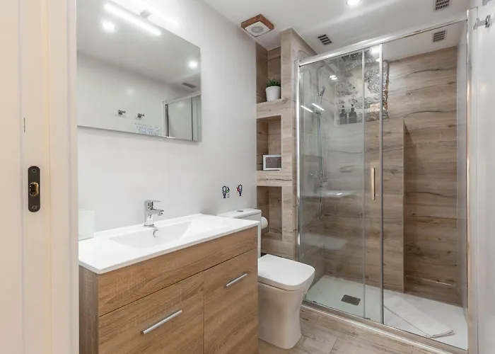 El Patio, En Casco Historico Con Vistas A La Iglesia Apartmán Castro Urdiales