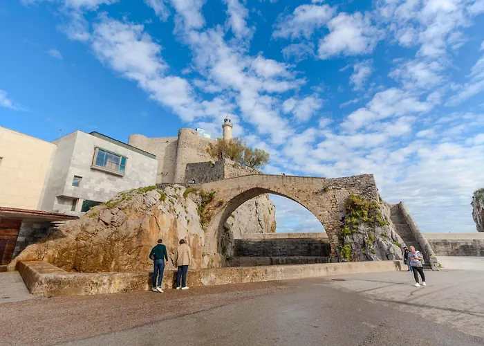 El Patio, En Casco Historico Con Vistas A La Iglesia *